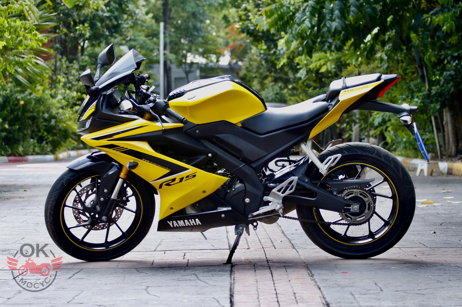 LINE_ALBUM_Yamaha yzf r15 (oct-112)_220516_19